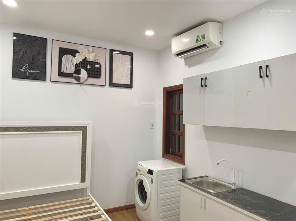 Siêu phẩm chdv mới ra lò đường cửu long, tb. (4,5x15m), 5 tầng tm, thu nhập 80tr/1th. giá 19,5 tỷ