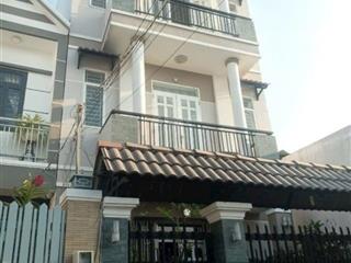 Bán nhà đẹp cạnh kdc gia long , lê văn lương, phước kiển giáp quận 7, 90m2, 6.3 tỷ