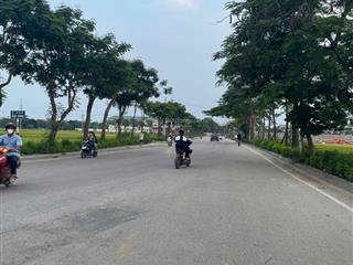 Dục tú đường dẫn cầu tứ liên s 40m2 mt 4m tc. oto đỗ cửa 10m ra bìa làng