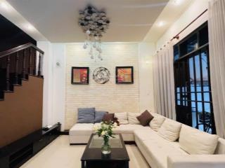 Siêu hiếm, bán nhà đường số 1 làng báo chí, thảo điền, q2 . dt 112m2( 10x11m) trệt 2 lầu giá 30tỷ