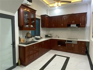Bán nhà riêng tại gia quất, 5,2 tỷ, 35m2, long biên, hà nội