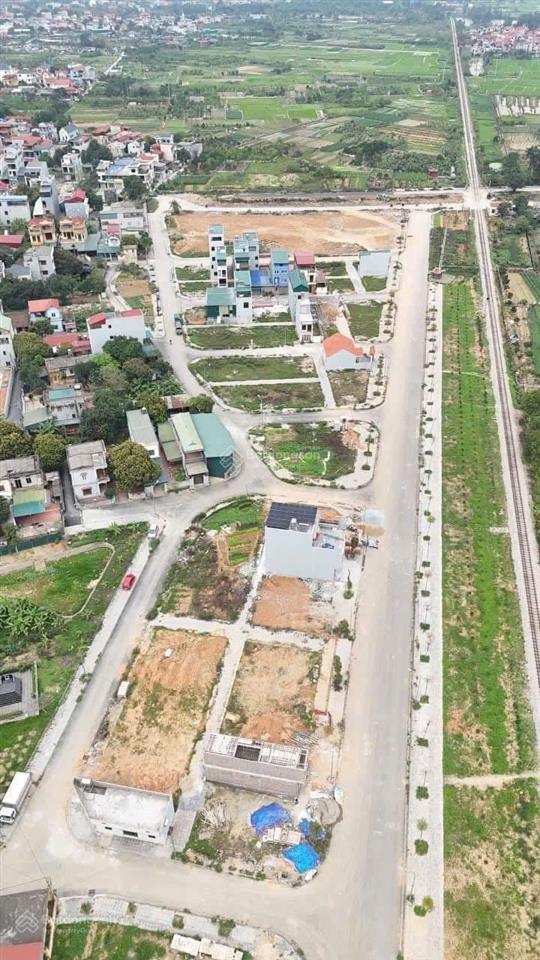 Bìa xóm 3 nguyên khê xã nguyên khê (cũ) giá chỉ 9xtr/m ( cứ có x là bán)