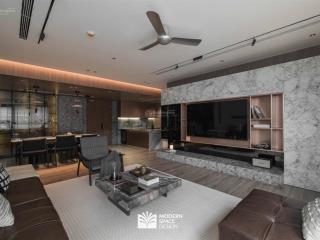 Ch 161m2, 4pn, 3vs, full nội thất xịn tại brg the diamond residence 25 lê văn lương. chỉ 119tr/m2