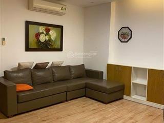 Chính chủ cần bán gấp căn hộ 2 phòng ngủ cc him lam q7 dt 76m2 gía 2tỷ380 kèm nội thất sổ riêng