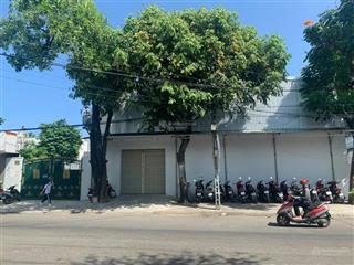 Đất lớn 2 mặt tiền gần 1000m2 đường phước long  tp nha trang 5p ra biển