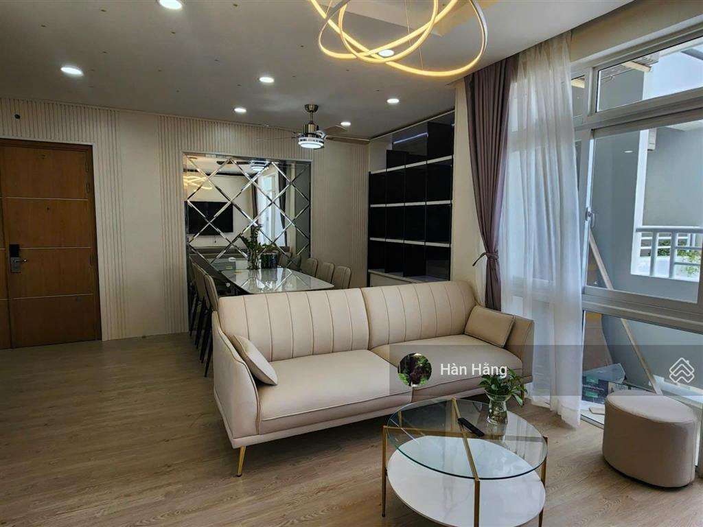 Giá 1,8 tỷ chính chủ cần bán gấp căn hộ cc hoàng anh gia lai 1, 86m2, 2pn, 2wc nội thất đủ shr