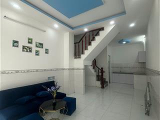 Chủ nhà làm ăn thua lỗ nên cần bán gấp căn nhà thoắng mát đầy đủ tiện nghi