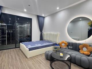 Cho thuê studio full nội thất đẹp, giá 8tr, view bể bơi, tòa tc3  the canopy, vinhomes smart city