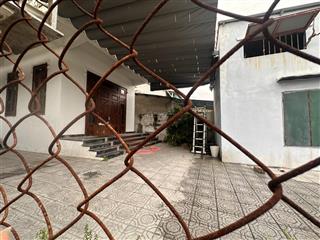 Bán nhà mặt tiền rộng 17 m , ql1a đường nguyễn tất thành , cạnh sân bay quốc tế phú bài, tp huế