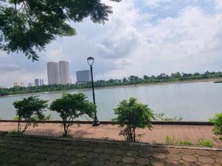 Chính chủ cần bán biệt thư bán đảo linh đàm  hoàng mai  275m2
