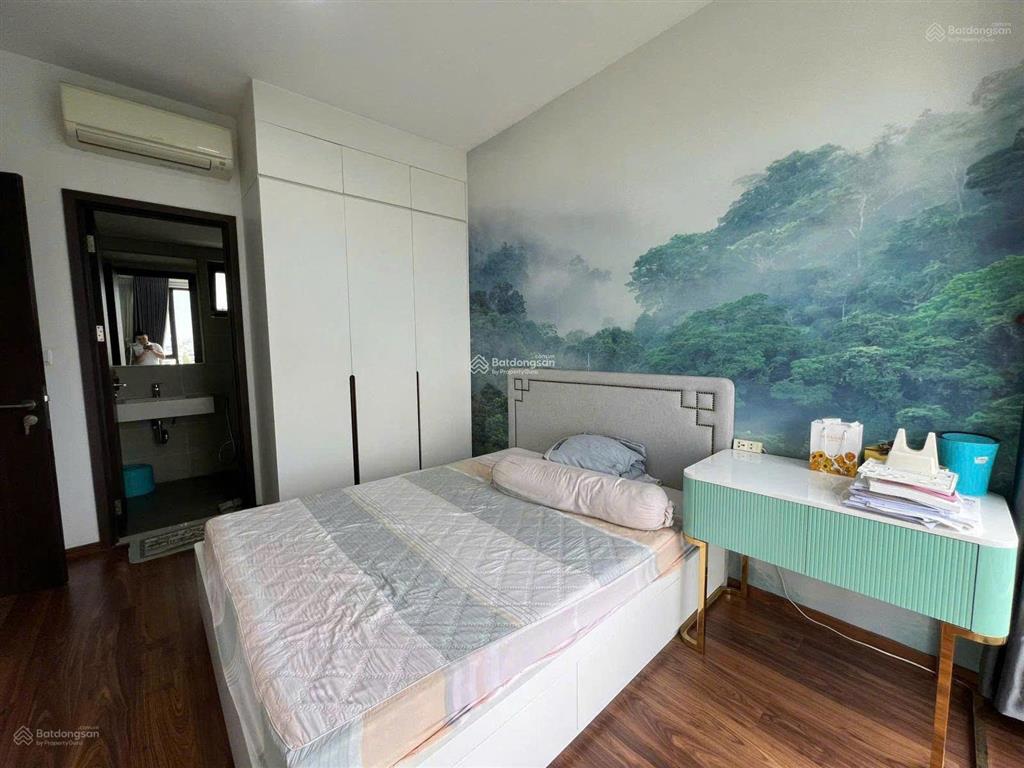 Bán nhanh căn hộ 2pn  sẵn sổ hồng  sang tên nhanh  giá bán chỉ 8 tỷ 4 bao hết  nắm key