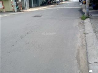 Chính chủ bán lô đất dt lớn 19.55m x 29.22m đường dương quảng hàm, p.06, gv giá chỉ 62 tỷ.