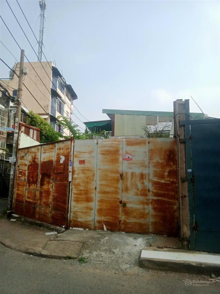 Đất đẹp 5x16m, lô góc 2 mặt tiền thich hợp xây chdv ở dương quảng hàm p5,gv giá 125 triệu/1m vuông.