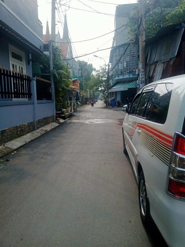 Đất đẹp 5x16m, lô góc 2 mặt tiền thich hợp xây chdv ở dương quảng hàm p5,gv giá 125 triệu/1m vuông.