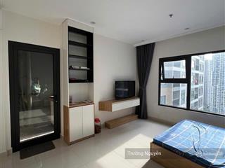 Bán studio 34m2, tầng 23  toà s403 vin smart city, giá chỉ 2,5x tỷ  có hỗ trợ vay