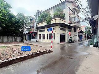 Lô góc 2 mặt tiền đường 2 ôtô tránh nhau, kinh doanh buôn bán bất chấp vài bước chân ra đường 271