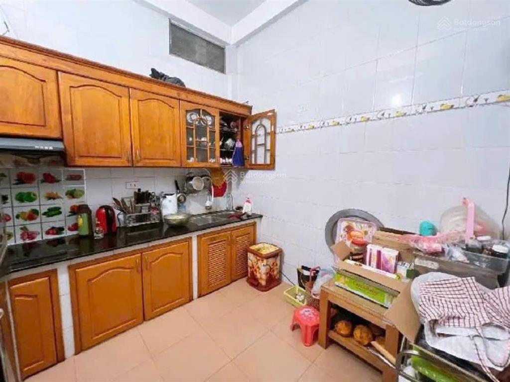 Bán nhà ngay mặt phố tô hiệu 40m2 3 tầng dân xây giá đầu tư chỉ hơn 8 tỷ