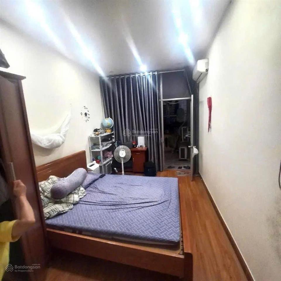 Bán nhà ngay mặt phố tô hiệu 40m2 3 tầng dân xây giá đầu tư chỉ hơn 8 tỷ