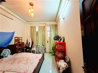 Ô tô đỗ cửa, thông tứ tung  20m ra mặt tiền nguyễn tri phương p8 q10  nhà 3 tầng nở hậu  10,5 tỷ