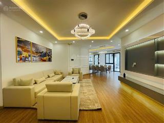 Căn hộ chung cư trần quý kiên, trung tâm cầu giấy, lô góc, sổ đỏ chính chủ