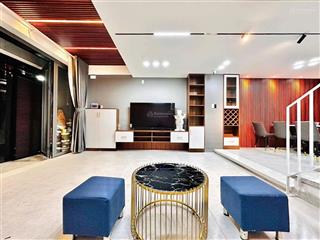 Nhà bán hoàng sa p11quận 3tỷ650/48m2 (sổ hồng riêng )