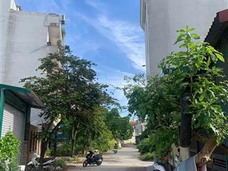 Bán đất phân lô vỉa hè ô tô thạch bàn long biên 80m2  mt 5.5m hơn 130tr/m2