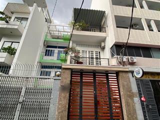 Thoại ngọc hầu  tân phú  ôtô ngủ trong nhà  4 x 18m(72m2)  trệt 2 lầu  sân thượng  3 pn.