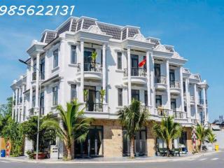 Nhà Phố Liền Kề Ven Hồ Chí Minh Giá Tốt