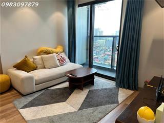 Tôi cần cho thuê CH Grandeur Palace, DT 78m2 nội thất sang trọng, full đô, tiêu chuẩn 5*