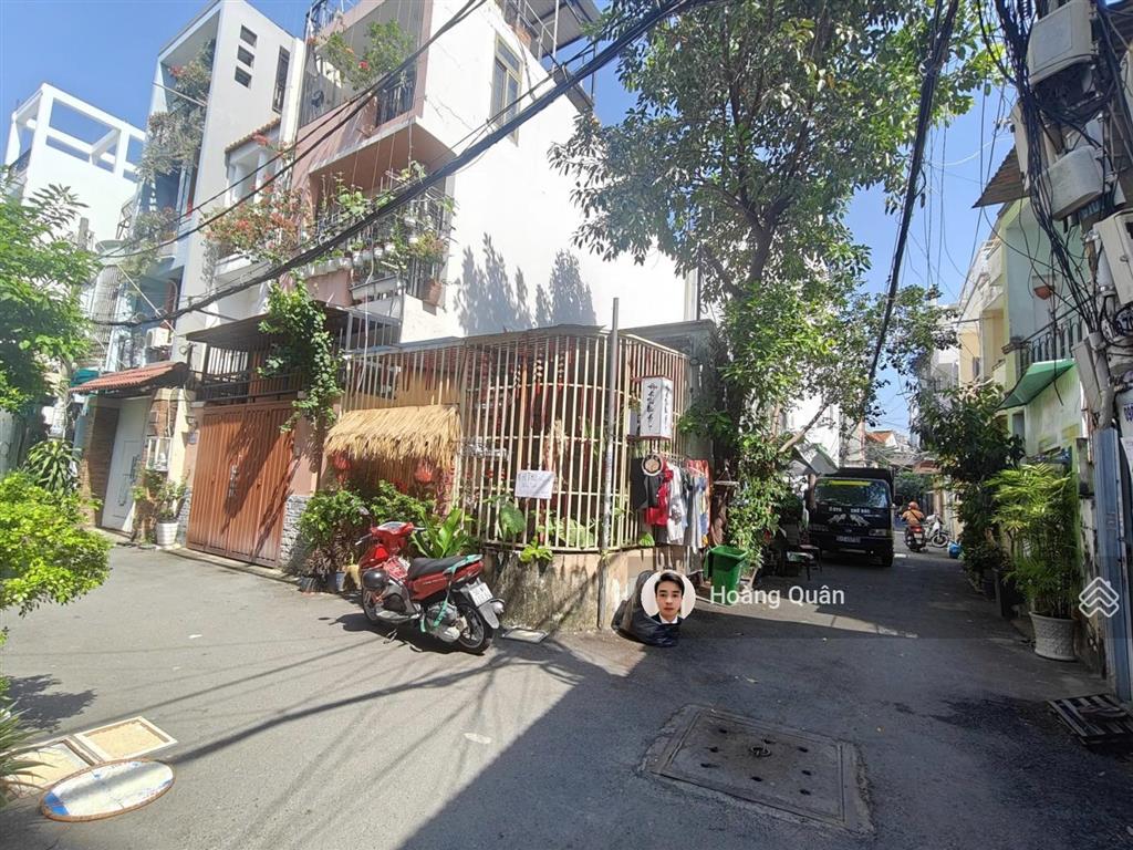 Bán nhà hxh nguyễn văn công, p3,gv. 4,1x 16 nở hậu chỉ hơn 8tỷ xíu.