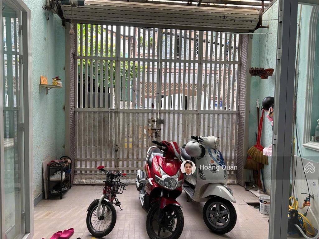 Bán nhà hxh nguyễn văn công, p3,gv. 4,1x 16 nở hậu chỉ hơn 8tỷ xíu.