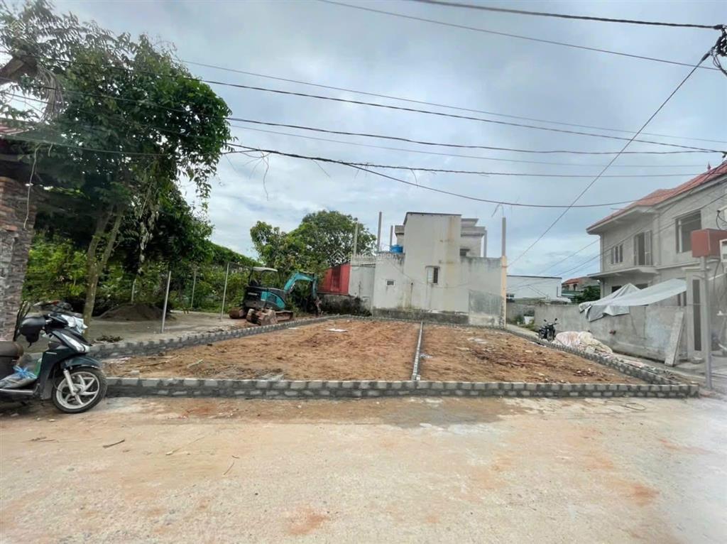 Bán đất trục chính kinh doanh nam phong phú xuyên 88m lô góc giá chỉ hơn 2tỷ