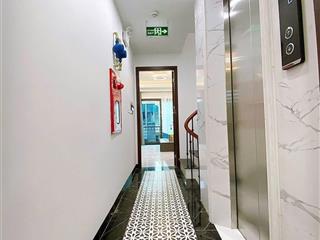 Bán nhà mặt đường hai bà trưng 7 tầng, thang máy, siêu phẩm dòng tiền, doanh thu 850 triệu/năm!