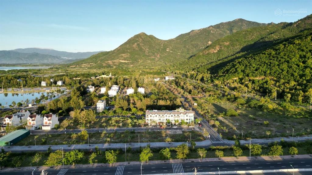 Rổ hàng đầu tư golden bay tiếp giáp khu tdc vinhomes tháng 12/2025 giá từ 27 triệu/m2