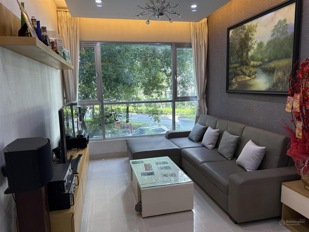 Ruby 3pn2wc bán giá 4 tỷ 850 tr, 80m2, full nt, view nội khu, tầng trung