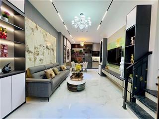 Tôi cần bán nhà hẻm đường sư vạn hạnh quận 10 giá 2tỷ590 dt 60m2