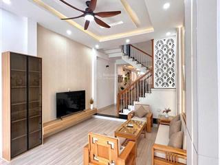 Cần bán gấp nhà trần quang diệu phường 14 quận 3 dt70m2 giá 2 tỷ550