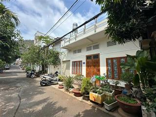 Bán nhà cấp 4 cũ hẻm ô tô đường trần phú