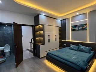 Bán nhà văn quán hà đông, nhà cách ô tô tránh 5m , dt 30m2 x5 tầng mt4,2m .giá 7,5 tỷ