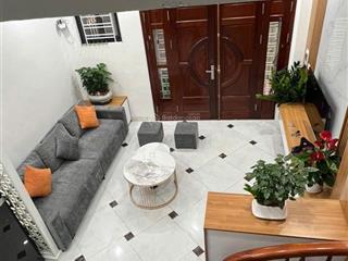 Bán nhà cực đẹp xuân phương 4 tầng 5,65 tỷ 15m ra ô tô
