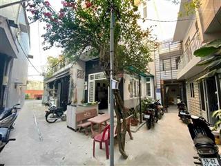 Nhà tmt 19. 1 trệt 1 lầu2 phòng ngủ,2wc. hẻm xe hơi.giá2tỷ150tr còn bớt . nhà mới vào ở ngay