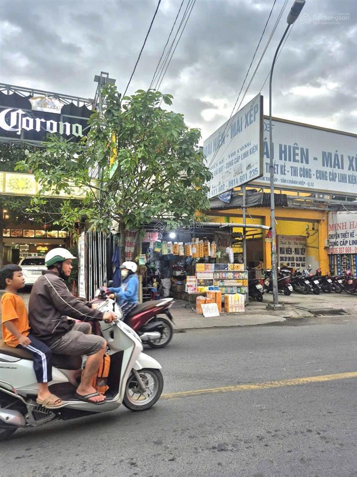 Duy nhất căn mặt tiền vị trí cực sung.khu vực hiếm có nhà bán. sát ngã tư. vị trí kd đa ngành nghề