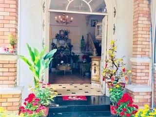 Biệt thự 3 tầng ,hồ đắc di,tân phú, dt 9x16m,giá 13,3 tỷ.