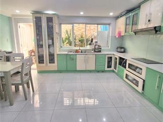 Bán nhà mặt phố 90m2, 14,2 tỷ tại huỳnh tấn phát, phú thuận, q7, hcm