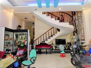Chủ bán nhà 3 mặt tiền oto đậu đỗ trước nhà đường ỷ lan nguyên phi  170m2 giá hơn 15 tỷ
