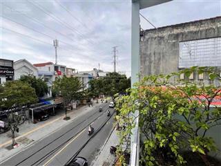 Chủ rất thiện chí bán căn nhà 3 tầng đường lê thanh nghị, 127m2,doanh thu 25tr/tháng. đoạn sầm uất