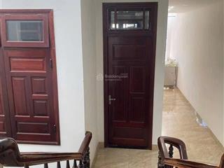 Chủ rất thiện bán nhà 3 tầng 2 mặt tiền đường hoàng thúc trâm 90m2 ngang 5m sẵn vào ở