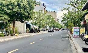 Siêu vị trí lô đất 2 mặt tiền đường 10m5 thành thái gần ngay nguyễn hữu thọ