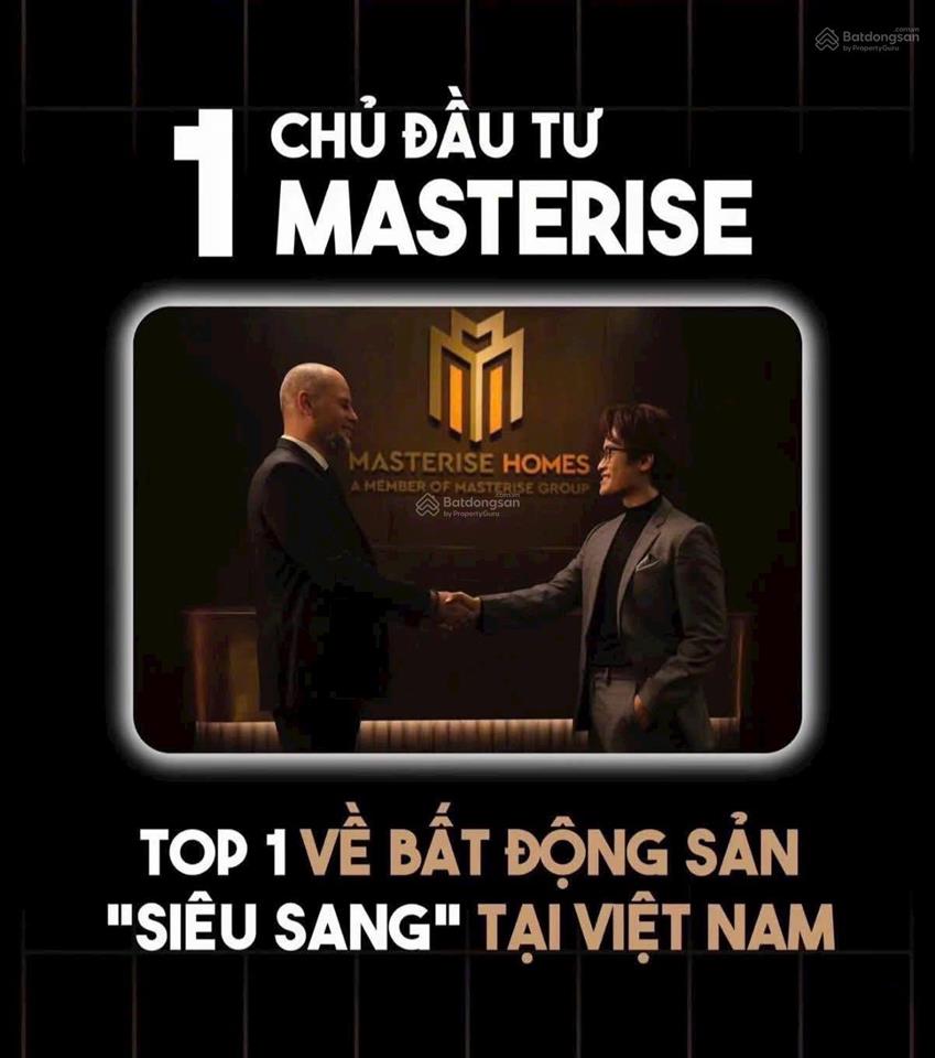 Căn hộ dành cho hộ gia đình lớn hướng đông nam, view bể bơi cực đỉnh với ban công kính cong