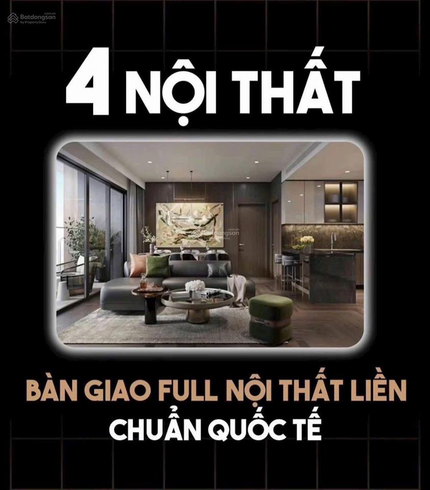 Căn hộ dành cho hộ gia đình lớn hướng đông nam, view bể bơi cực đỉnh với ban công kính cong